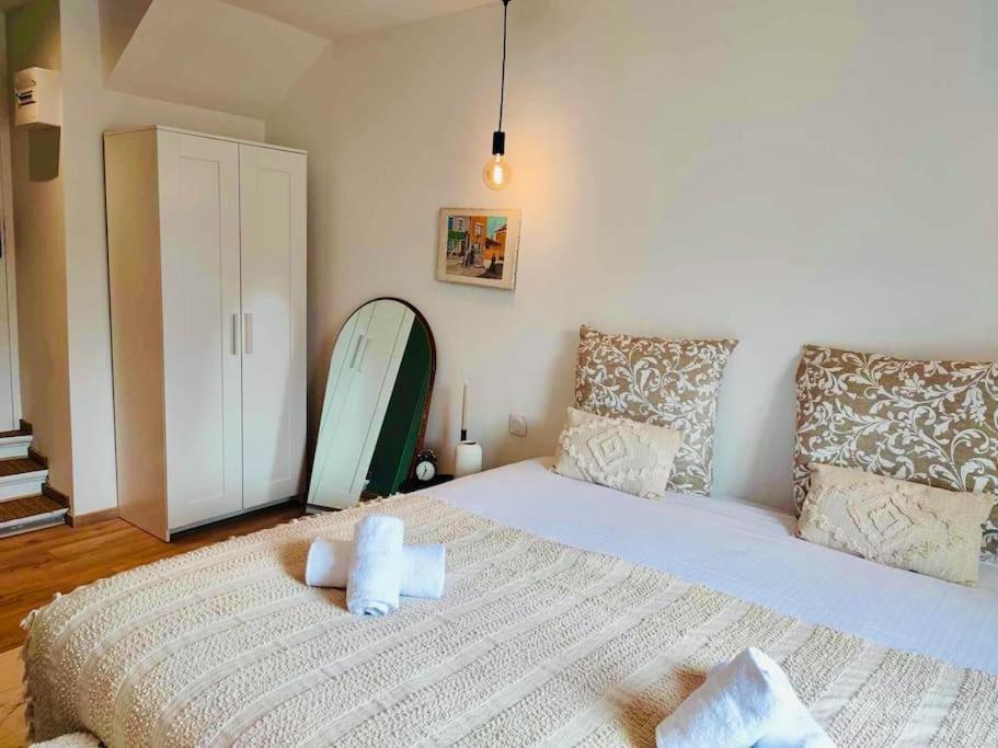 Le Rendez Vous - Parking Gratuit Apartment Carcassonne Bagian luar foto