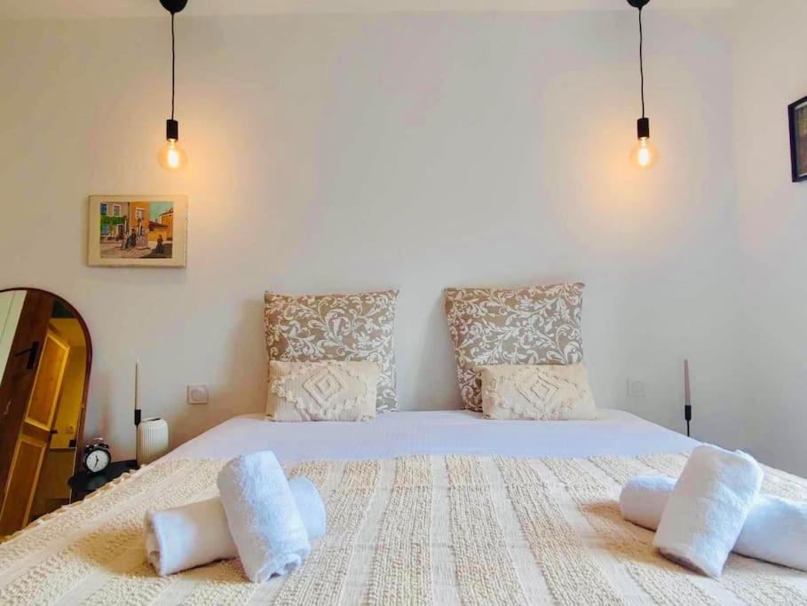 Le Rendez Vous - Parking Gratuit Apartment Carcassonne Bagian luar foto