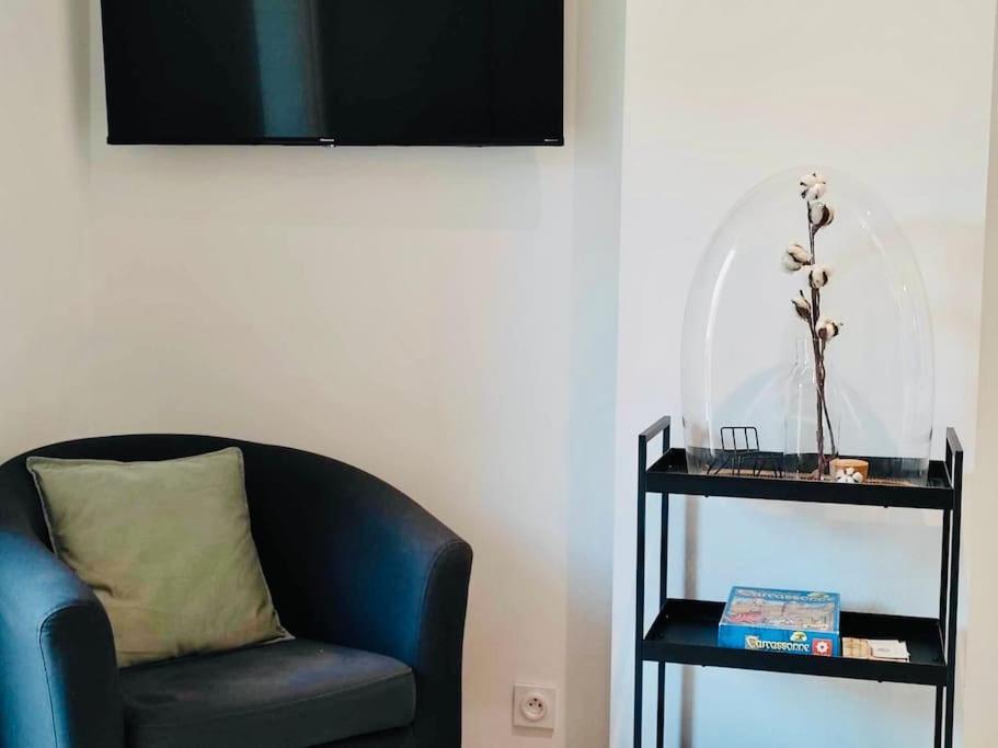 Le Rendez Vous - Parking Gratuit Apartment Carcassonne Bagian luar foto