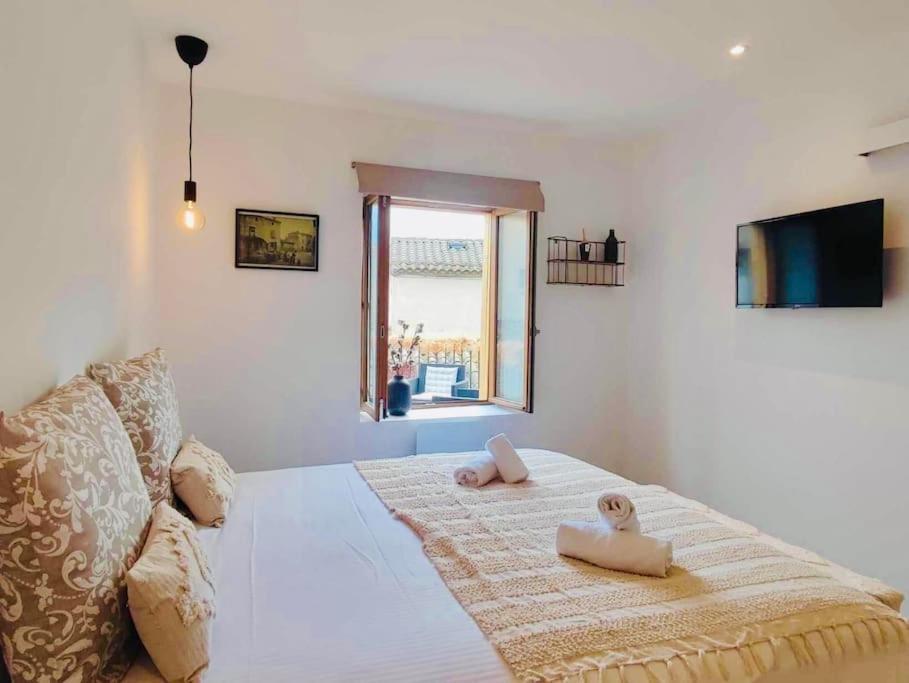 Le Rendez Vous - Parking Gratuit Apartment Carcassonne Bagian luar foto